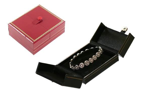 CLASSIC LEATHERETTE BANGLE OR WATCH BOX 27031-BX