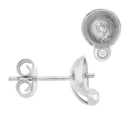 14KW 7mm Cup Pearl Stud Earring With Diamond Accent